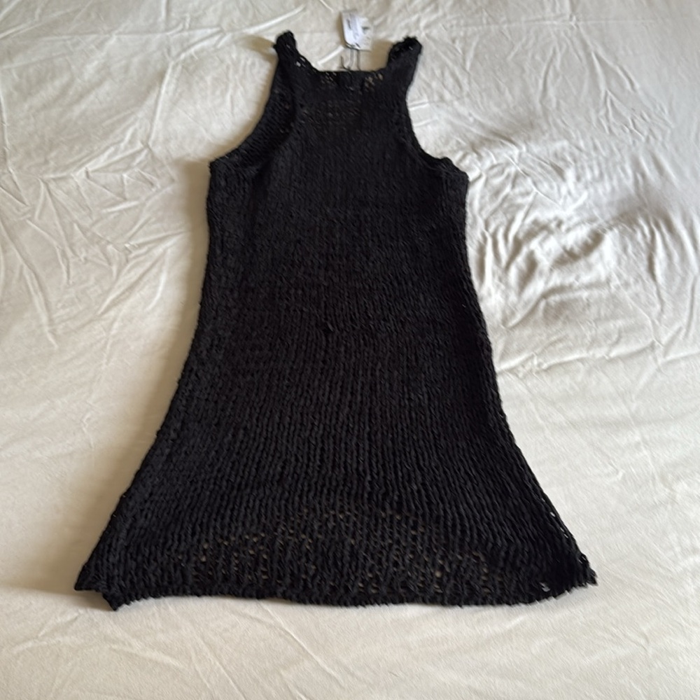 Express Black cover Sleeveless Top perfect for the beach size M - Picture 4 of 7
